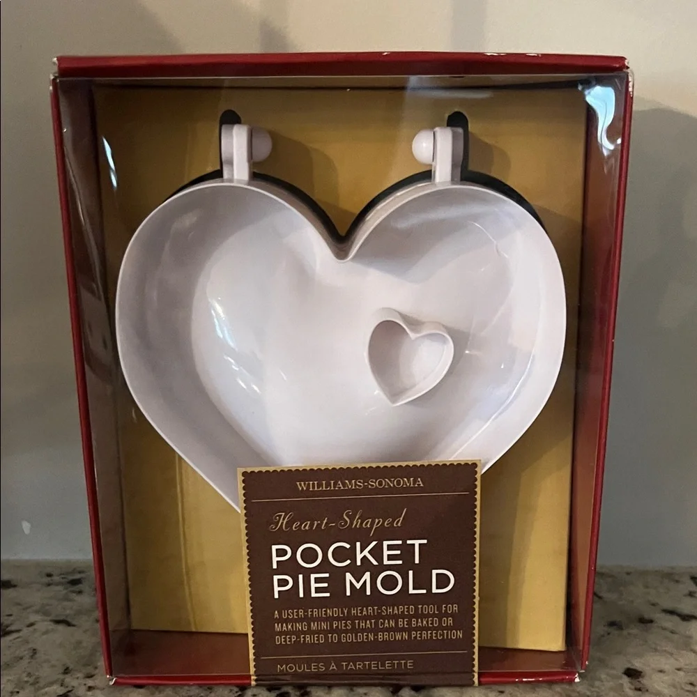 Williams Sonoma White Heart-Shaped Pocket Pie Mold with Red Trim